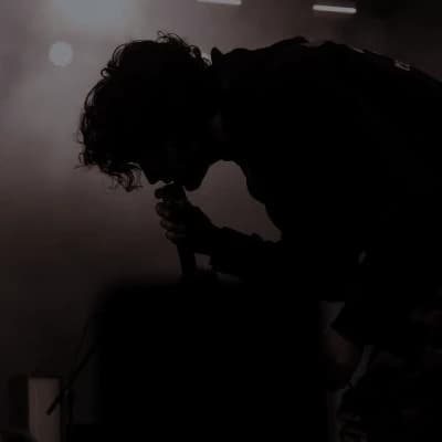 Ail Lambert (Singer and you are his assistant) thumbnail