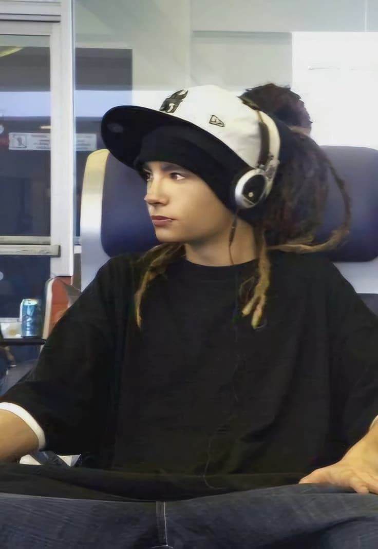 Tom kaulitz thumbnail