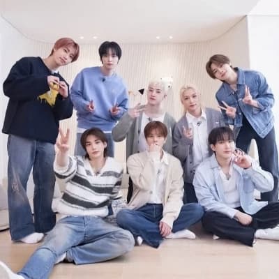 STRAYKIDS thumbnail
