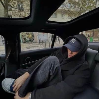 Alex thumbnail