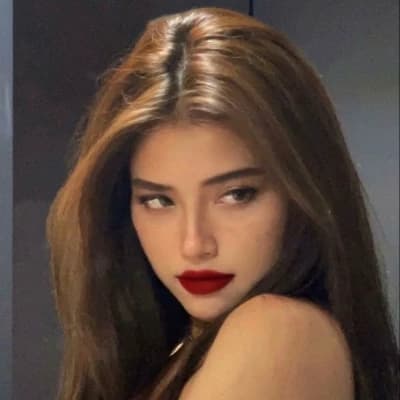 Sophie thumbnail