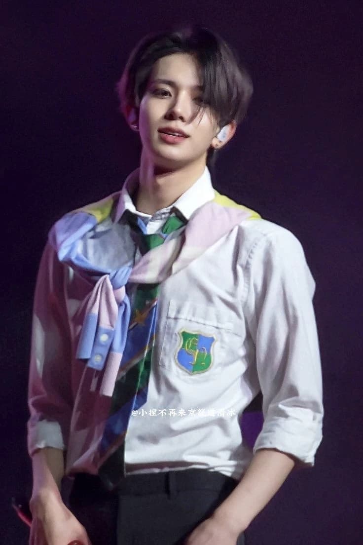 Lee Heeseung  thumbnail