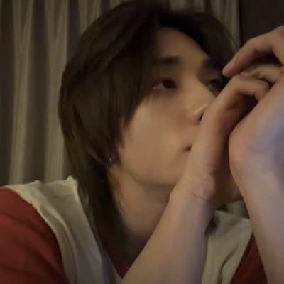Hwang Hyunjin thumbnail