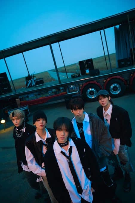 TOMORROW X TOGETHER (TXT) thumbnail