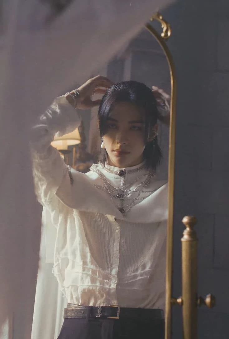 Hyunjin thumbnail