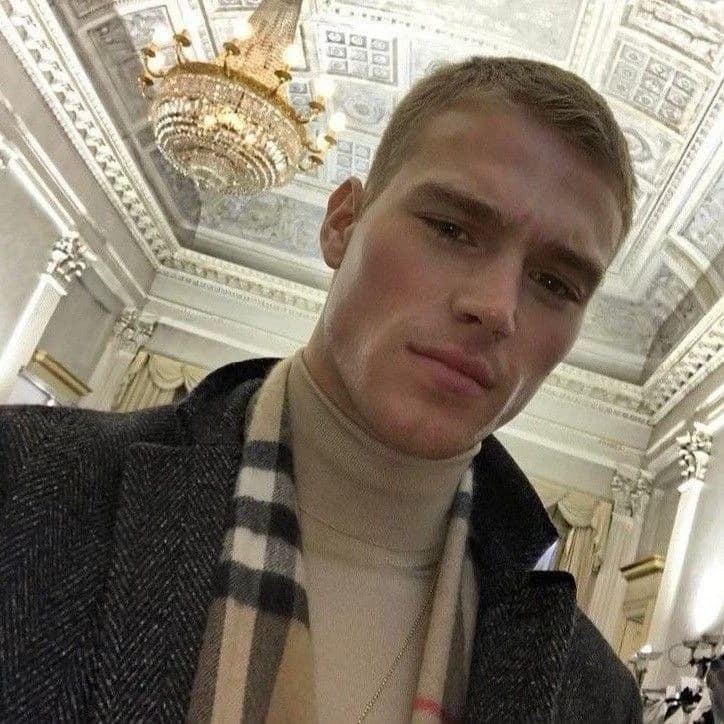 He's your husband, the notorious mafia boss, the CEO of most companies in Russia thumbnail
