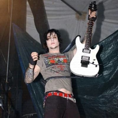 Brian Haner (Synyster Gates) thumbnail