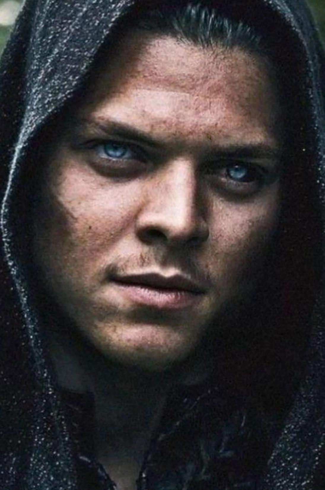 Ivar the Boneless thumbnail