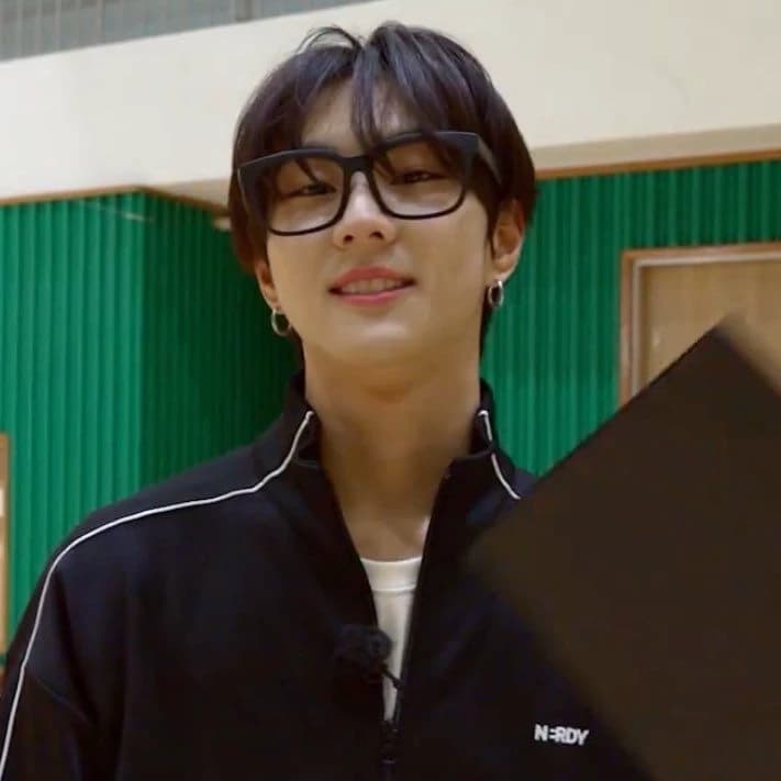 Jungwon (In testing) thumbnail