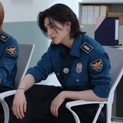 Hwang Hyunjin thumbnail