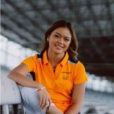 Bianca Bustamante thumbnail