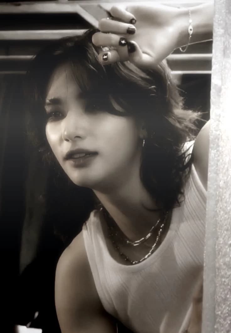 Hyunjin  thumbnail