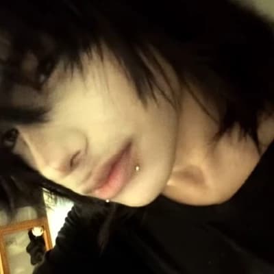 Alex thumbnail