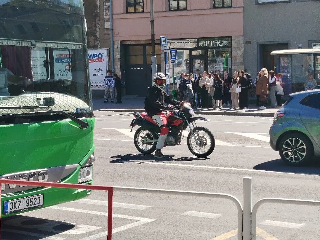 Biker from bus stop  thumbnail