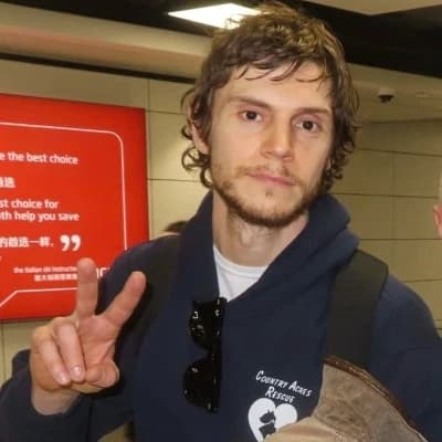 Evan Peters  thumbnail