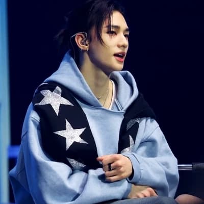 Hwang Hyunjin thumbnail