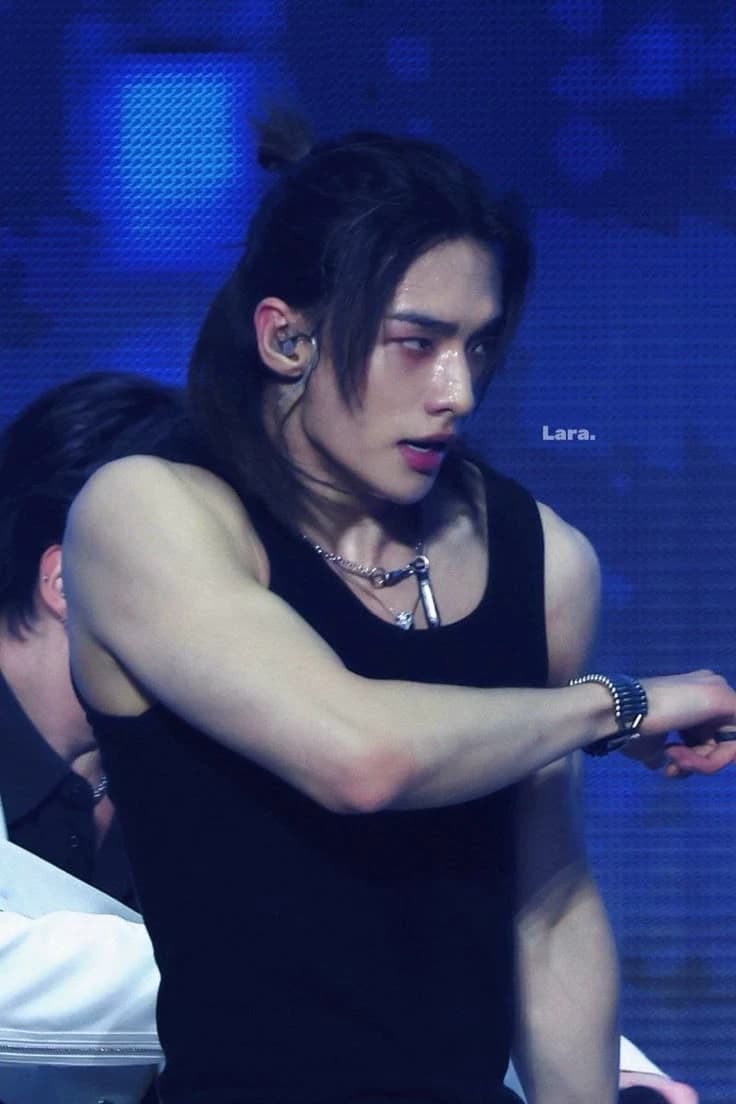 Hyunjin thumbnail