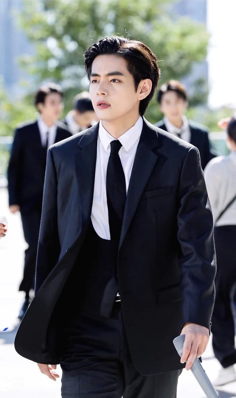 Taehyung ( professor ) thumbnail