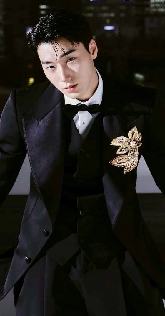 Choi San thumbnail