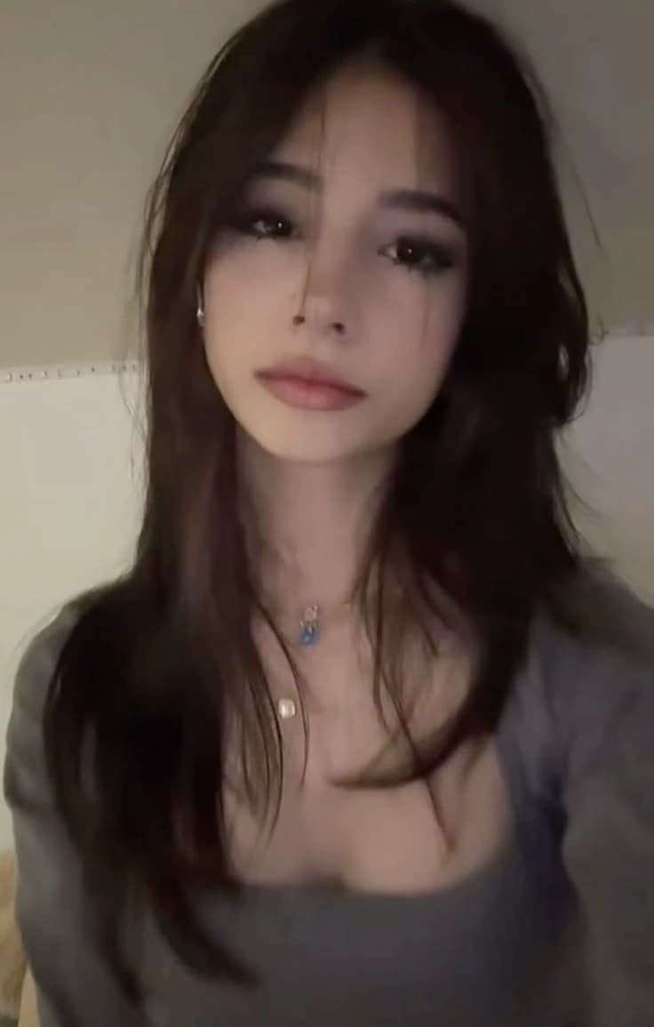 Chris (Christina) thumbnail