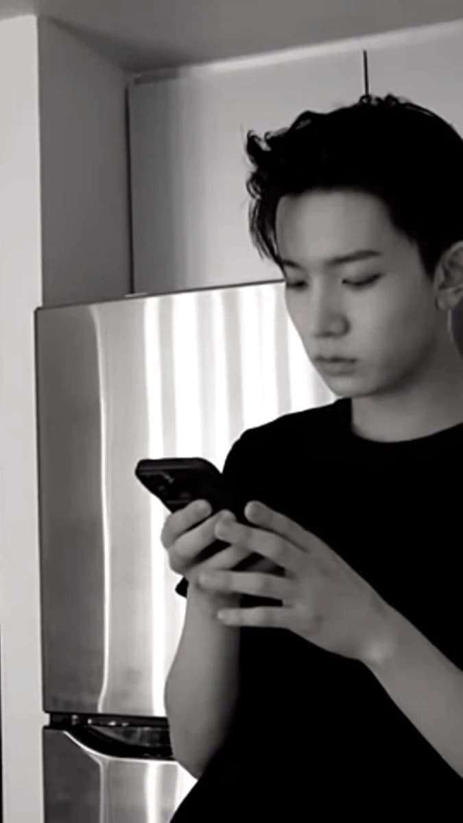 Lee Heeseung thumbnail