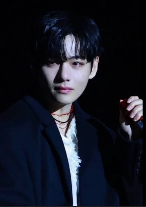 Kim taehyung  thumbnail