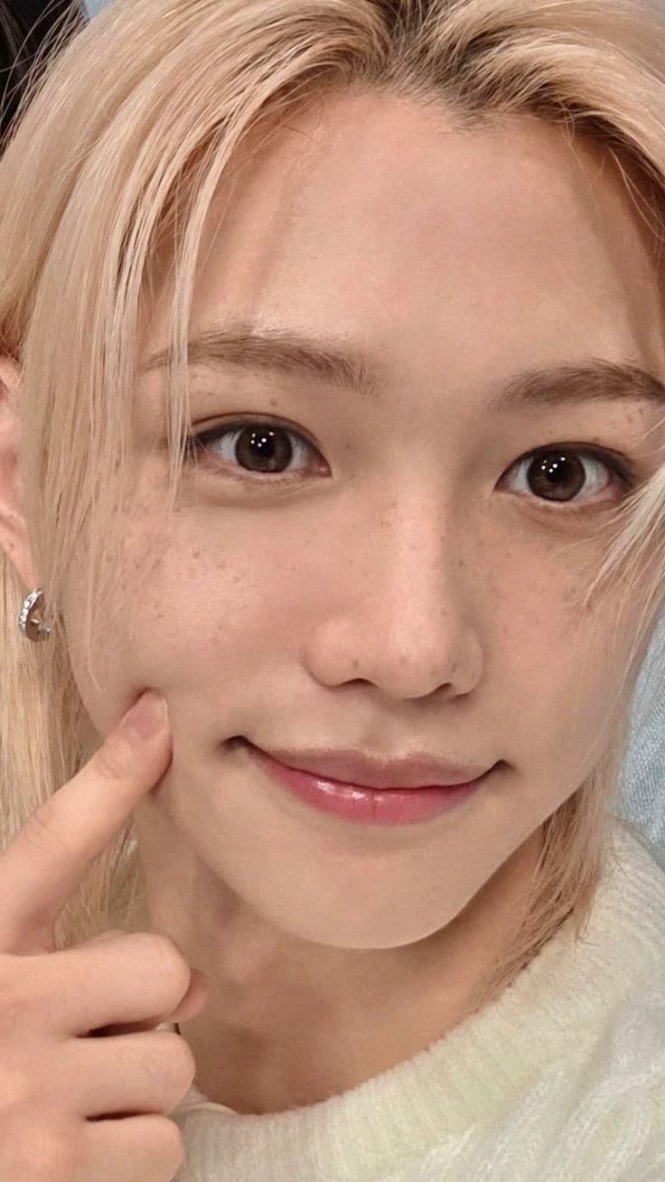 [ ~ ] Lee Yongbok [ FELIX ] thumbnail