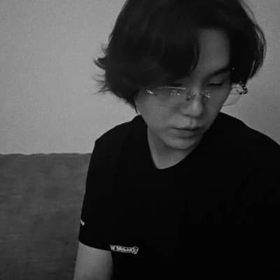 Min Yoongi thumbnail