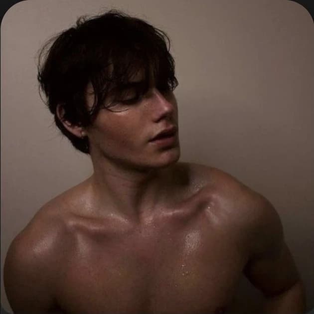 Mikhail “Misha” Dragunov‐ 5) The Asshole [College Heartthrobs Series] thumbnail