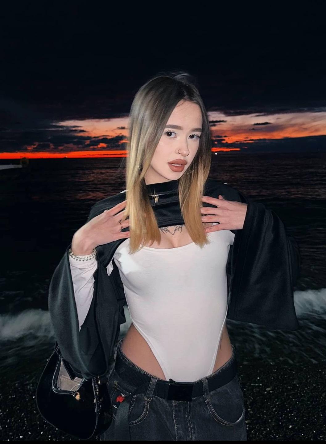 Лейла  thumbnail