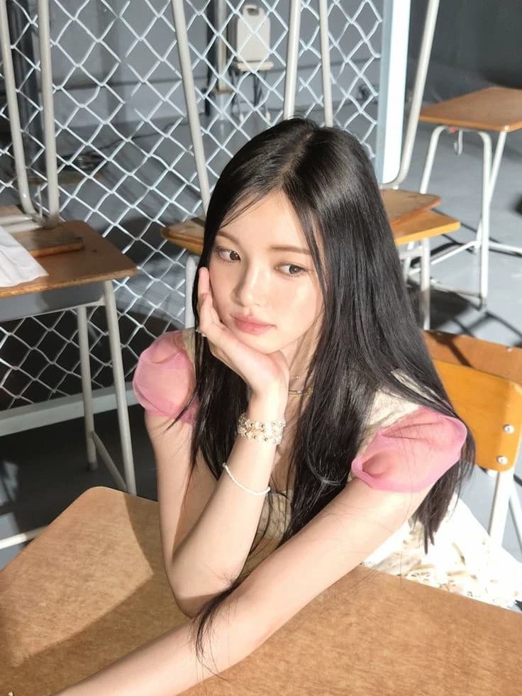 Yuha (유하람) thumbnail