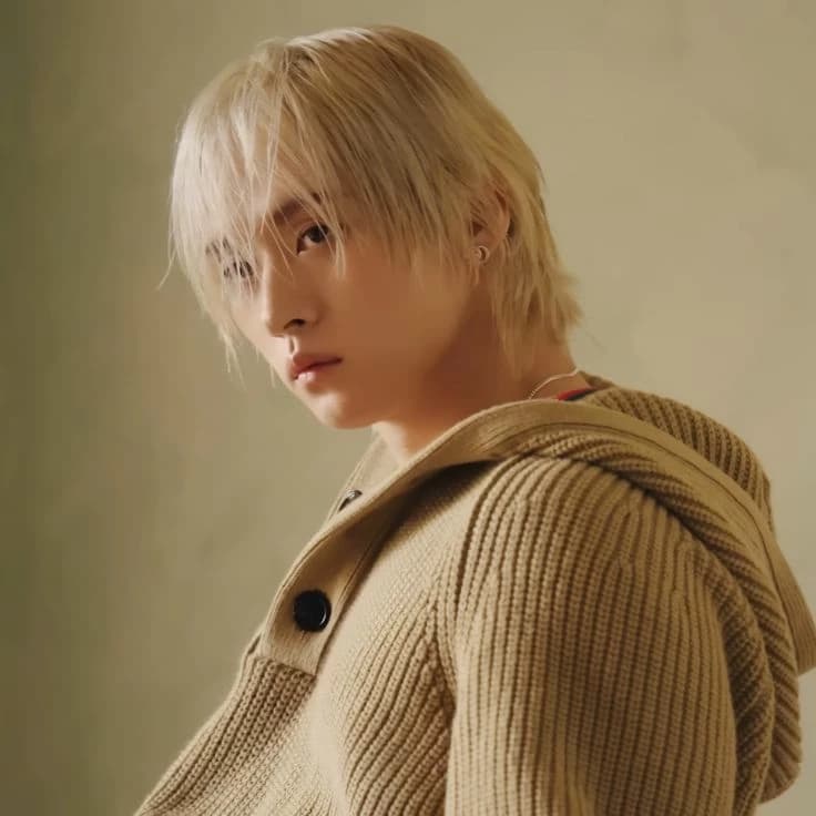 Lee Know - Minsung (Official Music Video) thumbnail