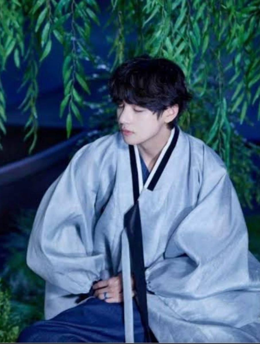 Kim taehyung  thumbnail