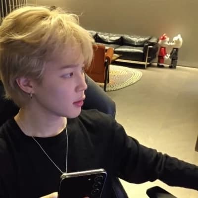 𝙅𝙞𝙢𝙞𝙣 𝙖𝙣𝙙 𝙮𝙤𝙪.  thumbnail