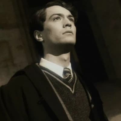 Tom riddle thumbnail