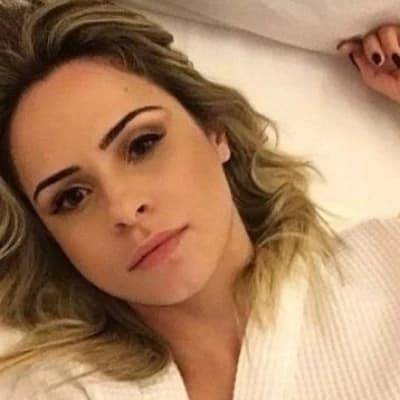 Ana Paula Renault  thumbnail