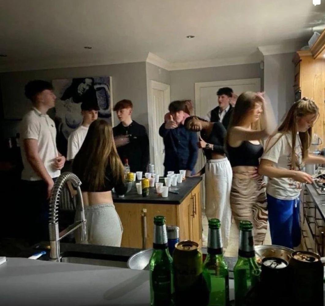 The Friend Group thumbnail
