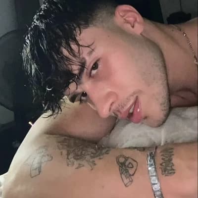 Thomaz - seu irmão. thumbnail