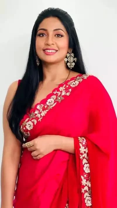 Navya Nair thumbnail