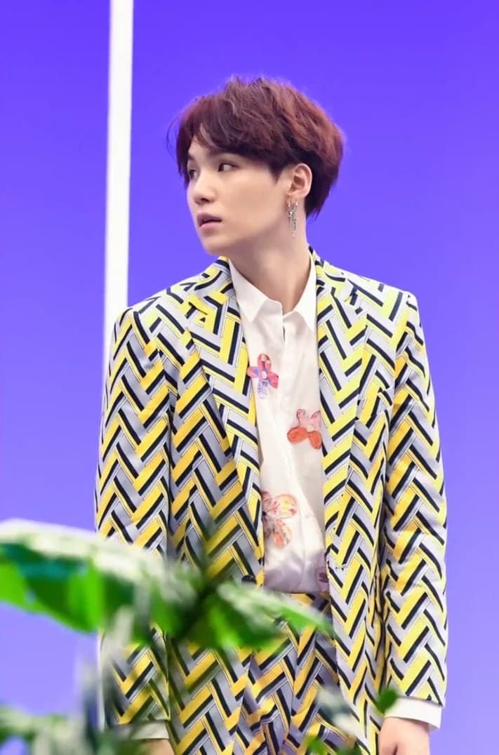 Suga thumbnail