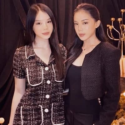 Twin Sisters, Natasha and Jennifer thumbnail