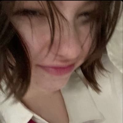Emma myres  thumbnail