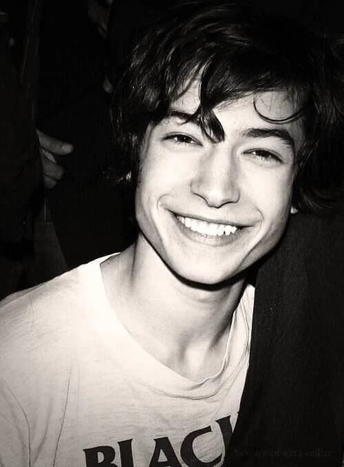 Ezra Miller thumbnail