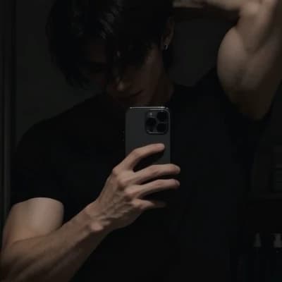 Alex thumbnail