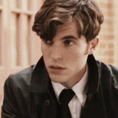 Tom Marvolo Jr Riddle .  thumbnail
