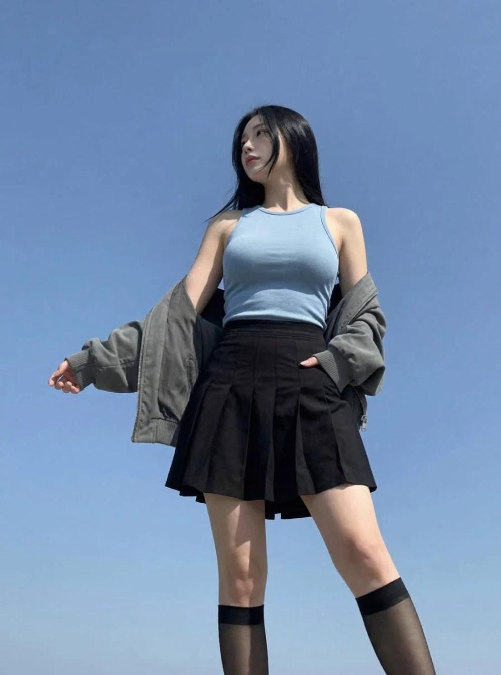 Nina thumbnail