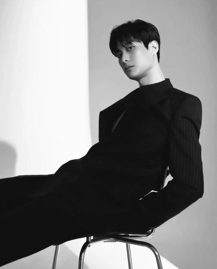 Lee Myeong-ro thumbnail