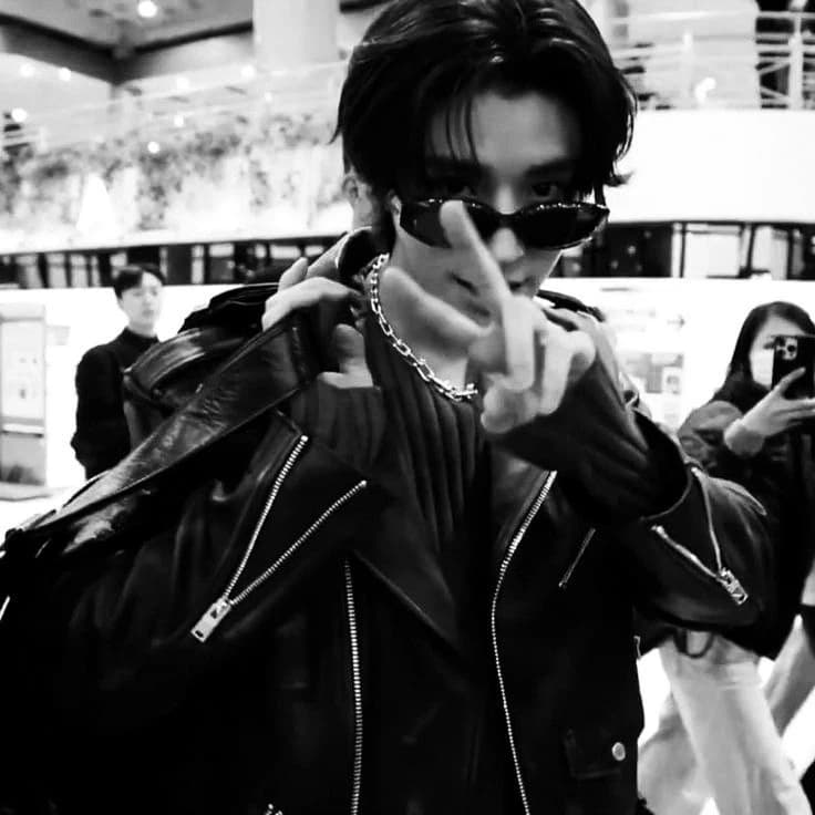 Shim Jake thumbnail
