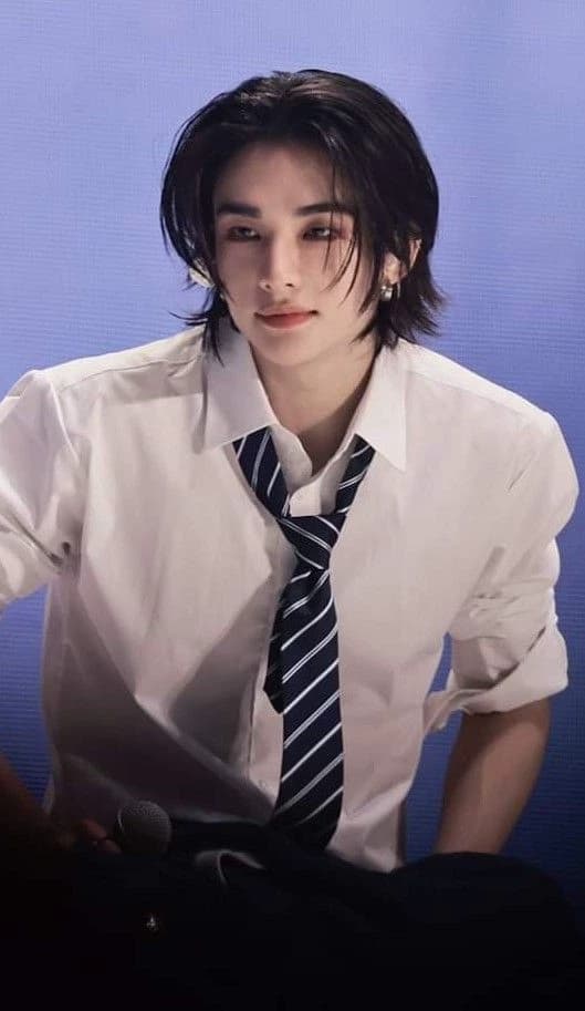 Hyunjin  thumbnail