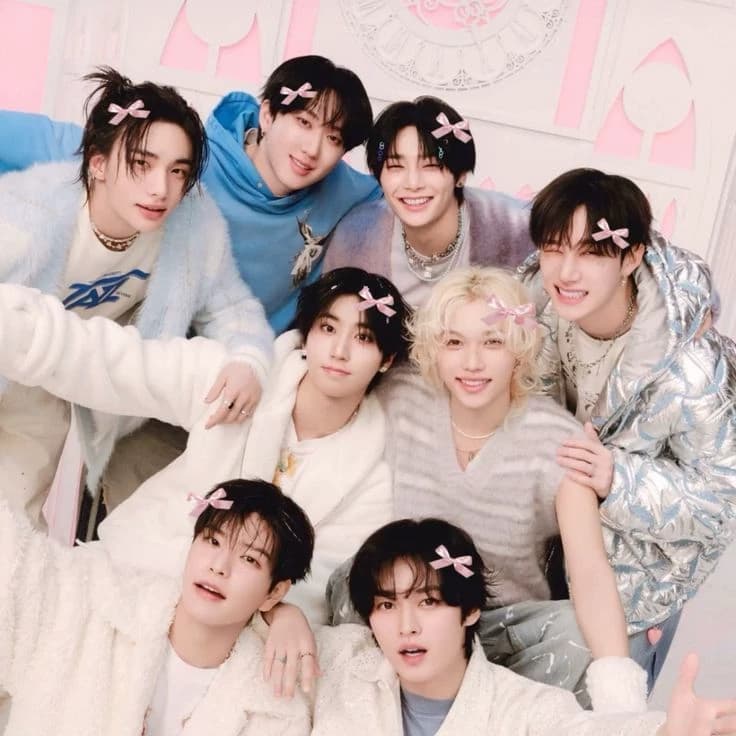 Straykids  thumbnail
